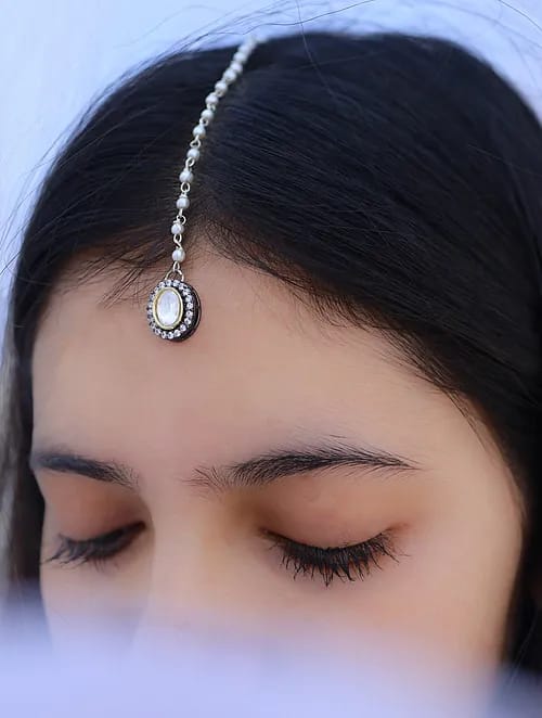 Gold Finish Moissanite Polki & Pearl Maangtikka - Image 2
