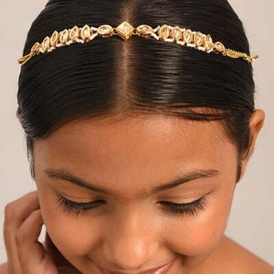 Gold-Plated Pearl & Kundan Studded Mathapatti
