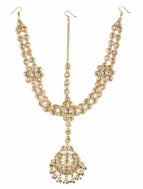Gold-Plated Pearl & Kundan Studded Mathapatti - Image 3