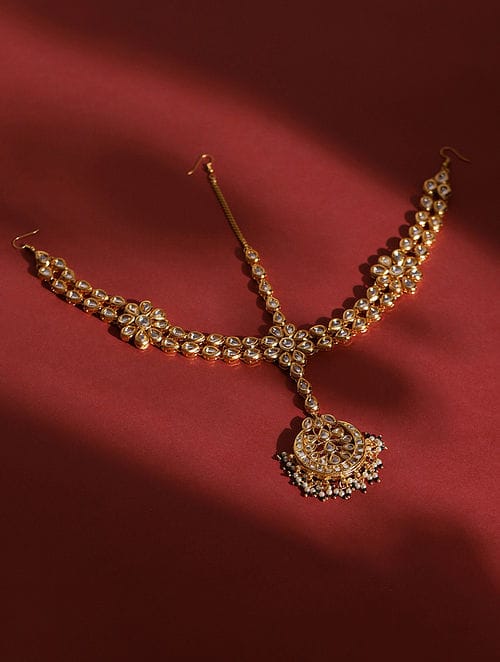 Gold-Plated Pearl & Kundan Studded Mathapatti