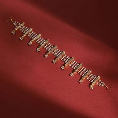 Gold-Toned Kundan-Studded Mathapatti