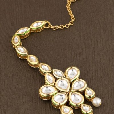 Kundan Maangtika