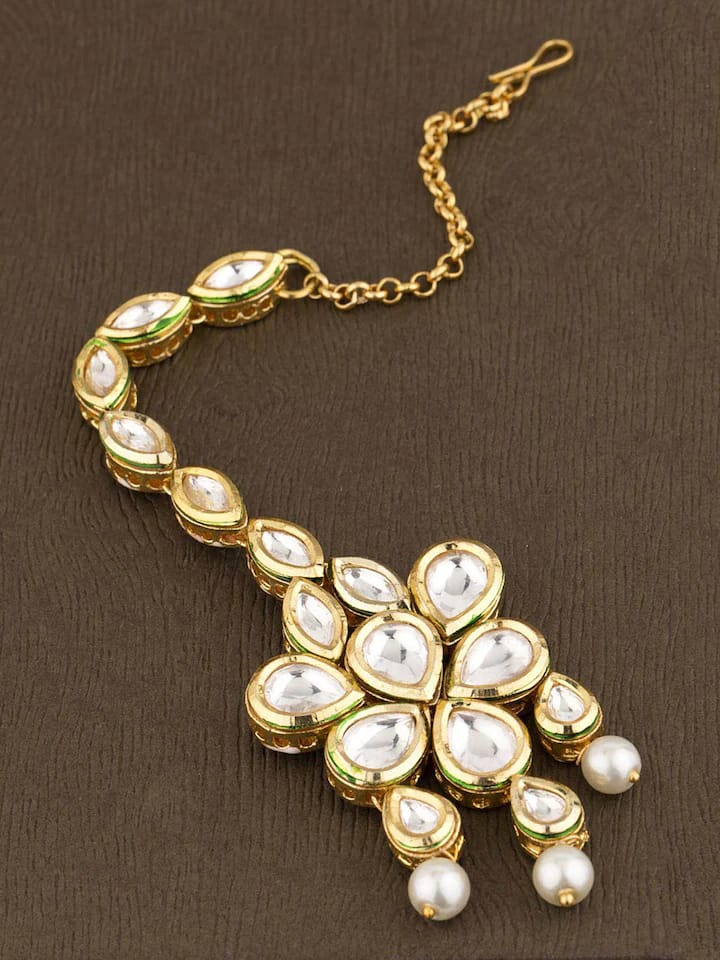 Kundan Maangtika