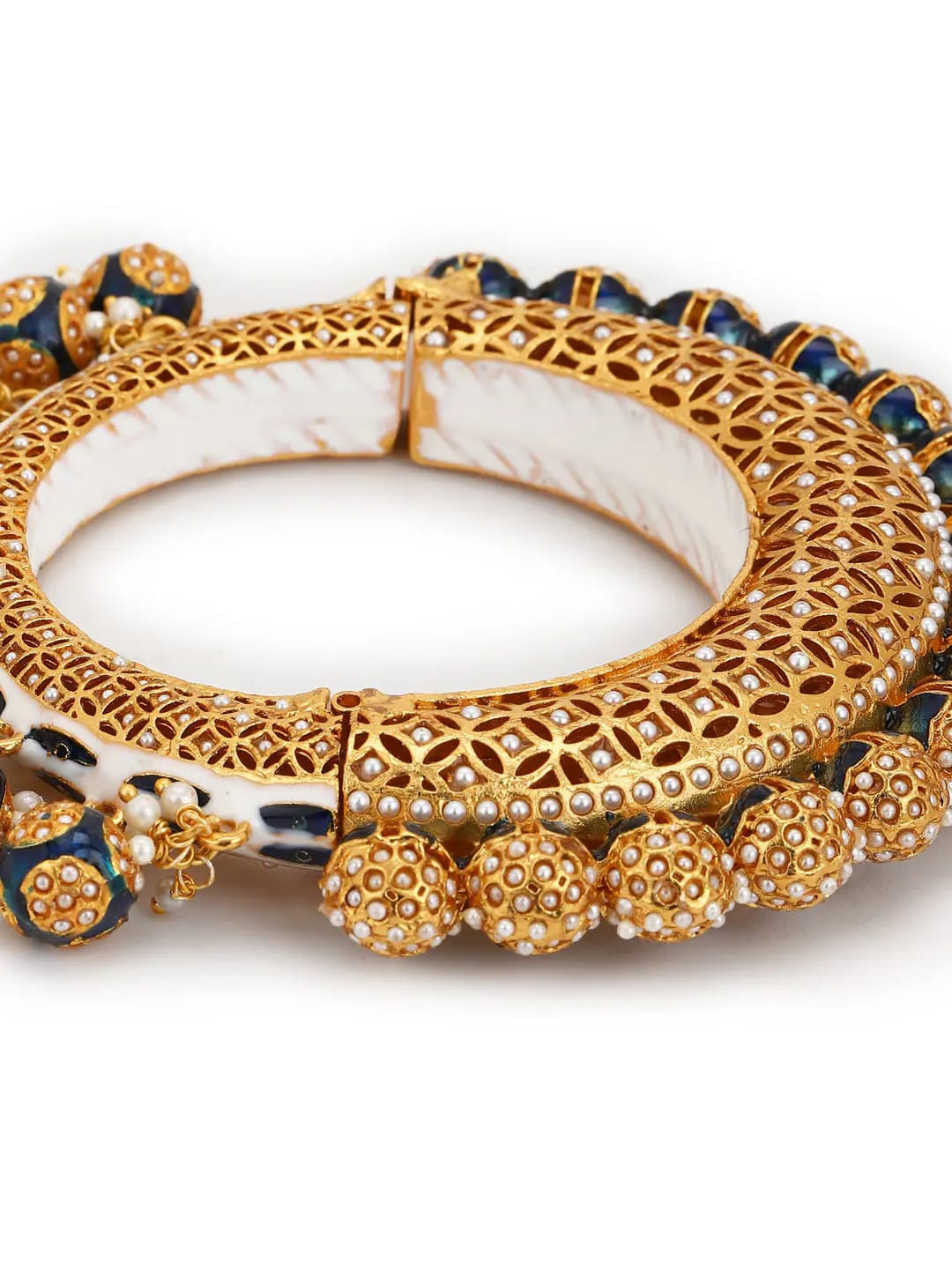 JADAU KUNDAN WITH MULTI STONE BIG BANGLE SET - Image 4