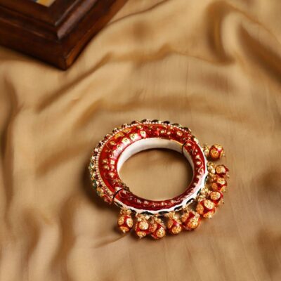 JADAU KUNDAN WITH MULTI STONE BIG BANGLE SET