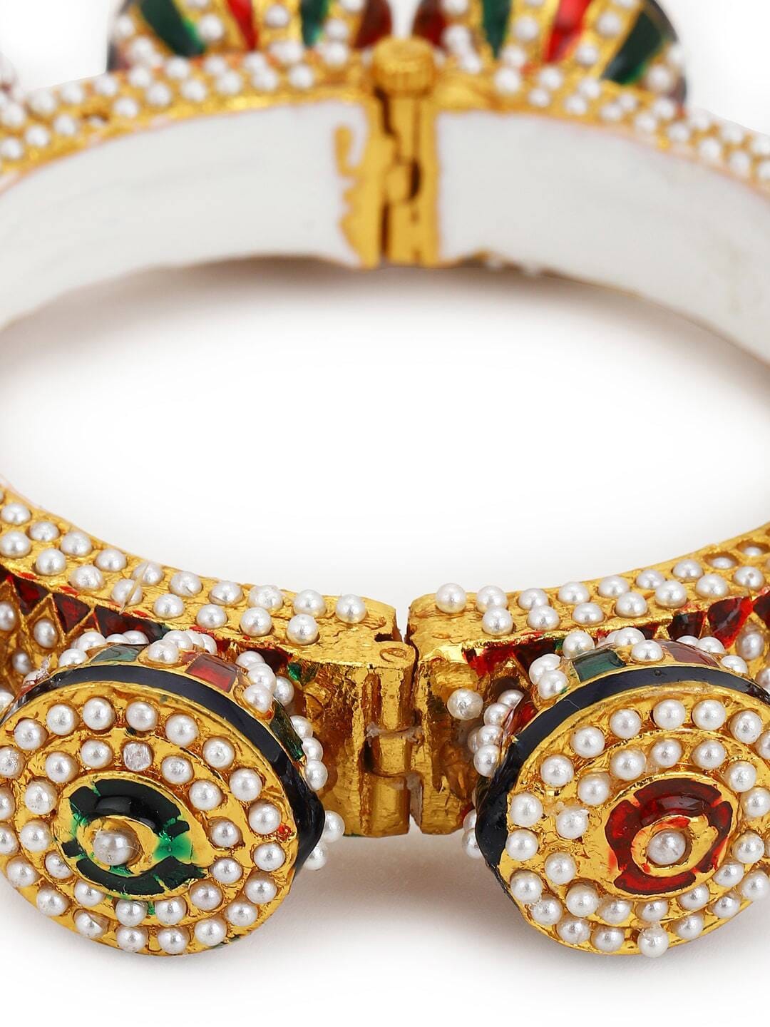 JADAU KUNDAN WITH MULTI STONE BIG BANGLE SET - Image 6