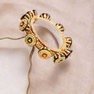 JADAU KUNDAN WITH MULTI STONE BIG BANGLE SET