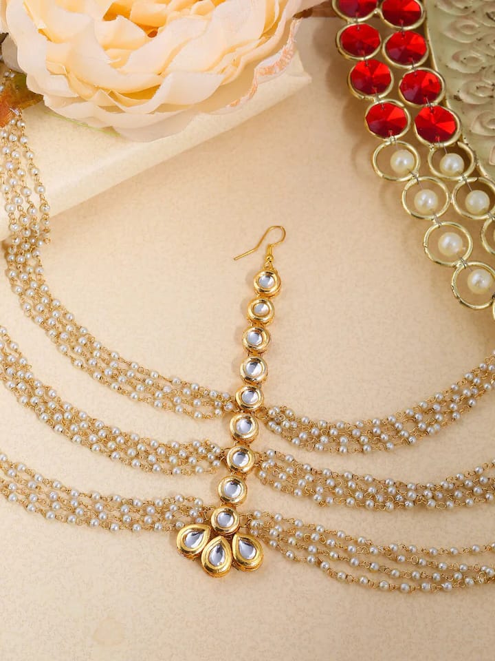 Gold Plated White Kundan Studded & Beaded Mathapatti