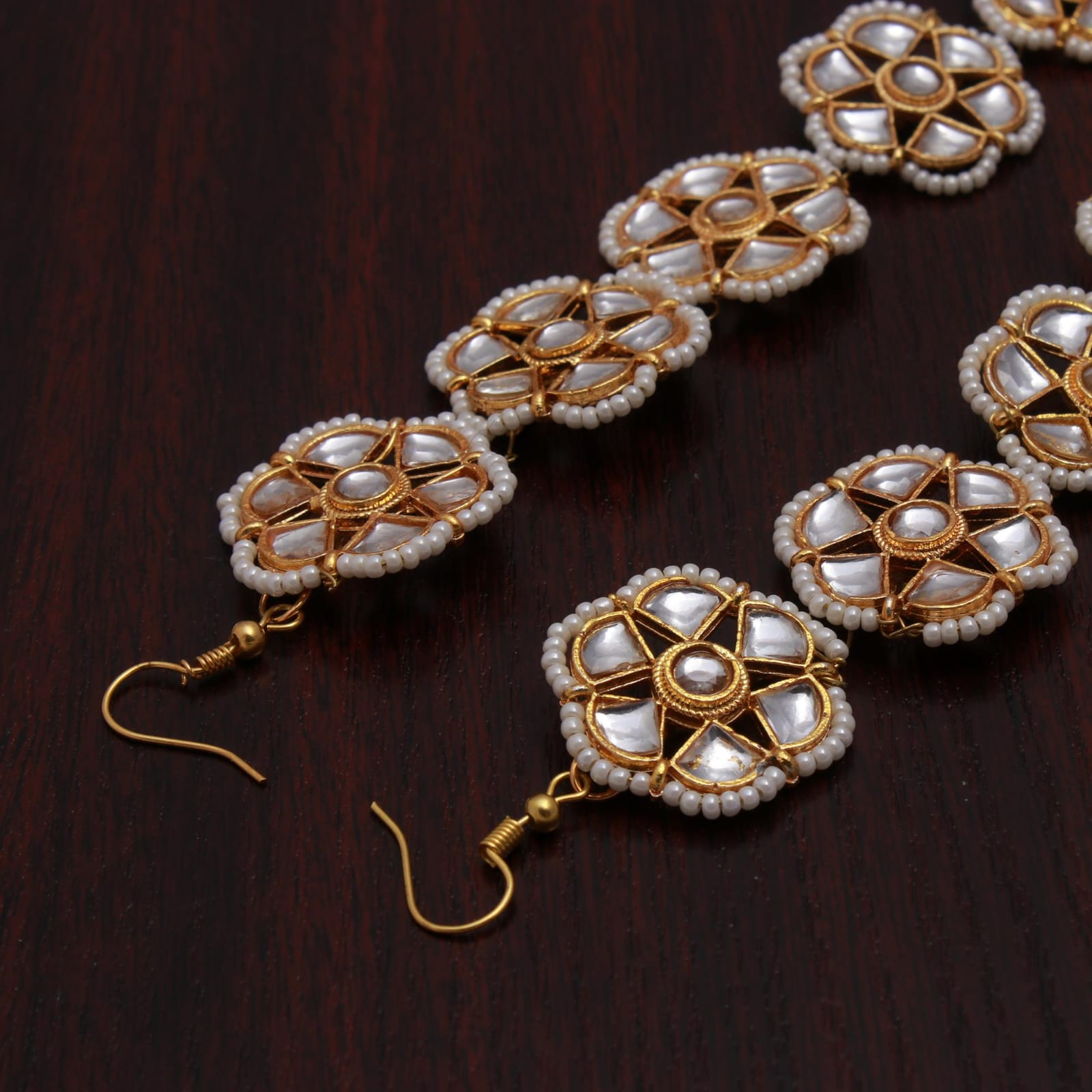 Gold Plated Kundan Studded & Beaded Matha Patti - Image 3