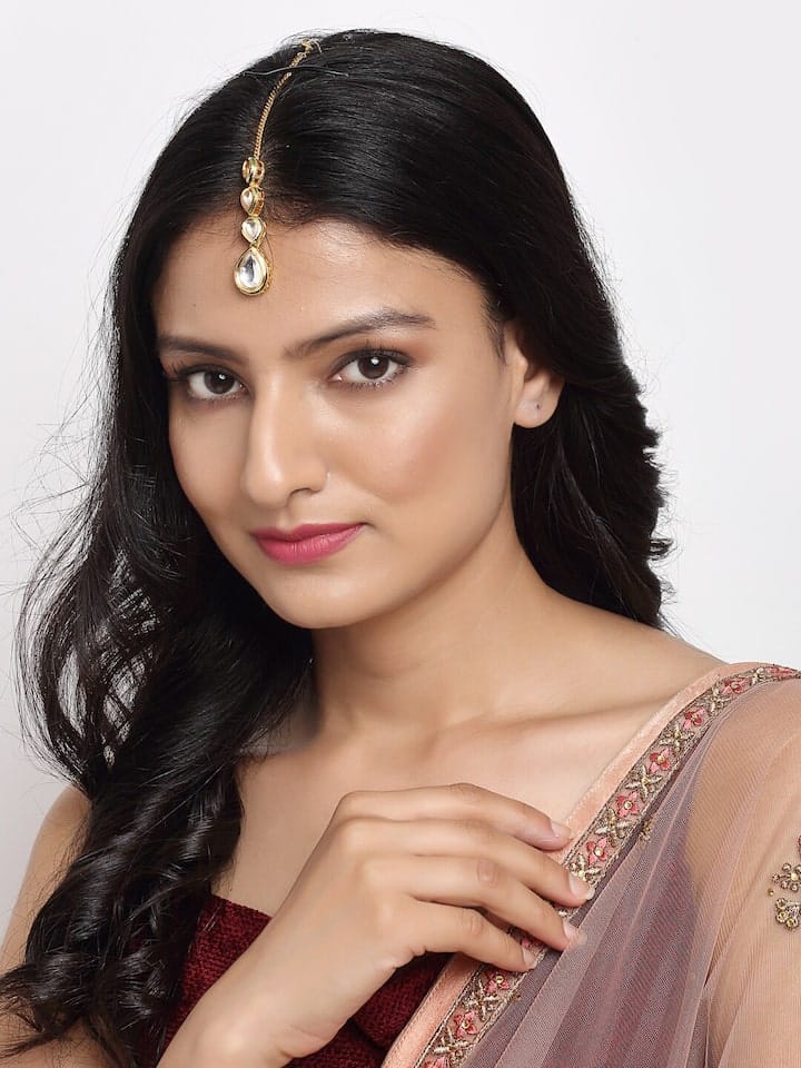 Gold Plated White Kundan-Studded Maangtika - Image 2