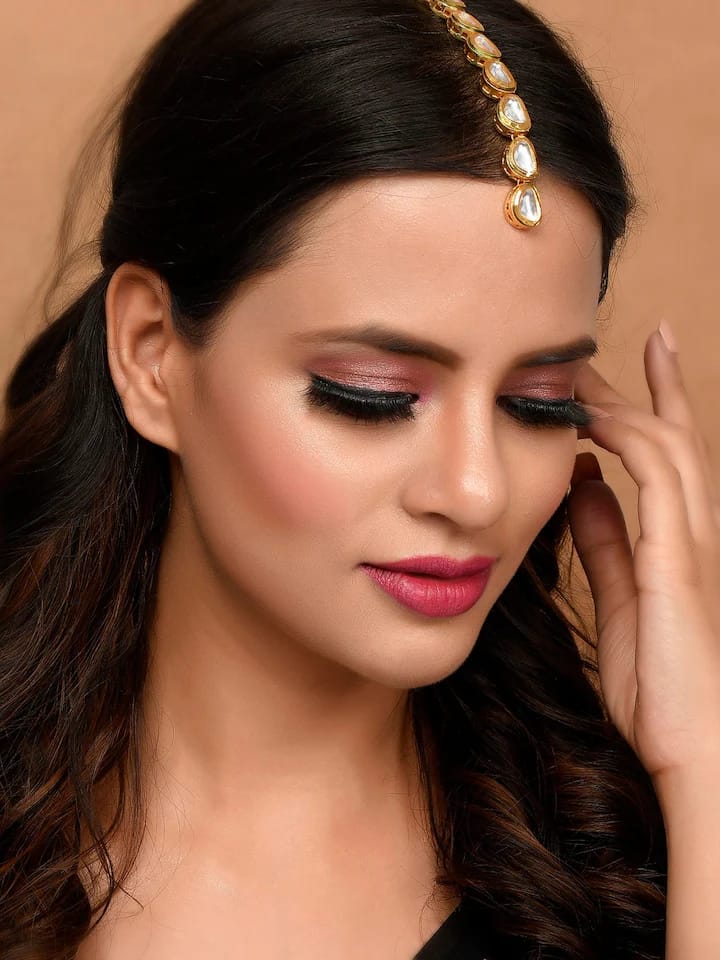 Gold-Plated & White Kundan-Studded Maangtikka - Image 2