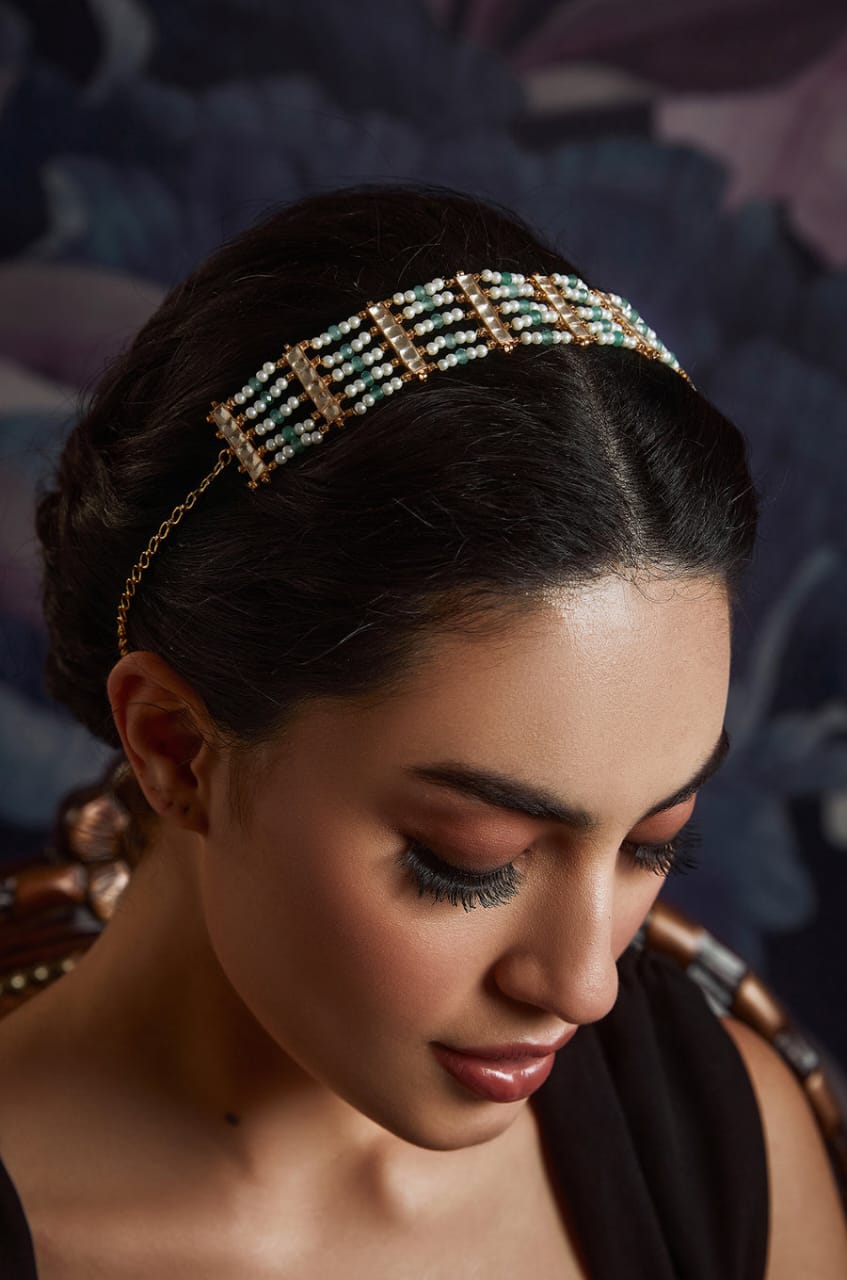 Gold Finish Kundan Polki Mathapatti - Image 3