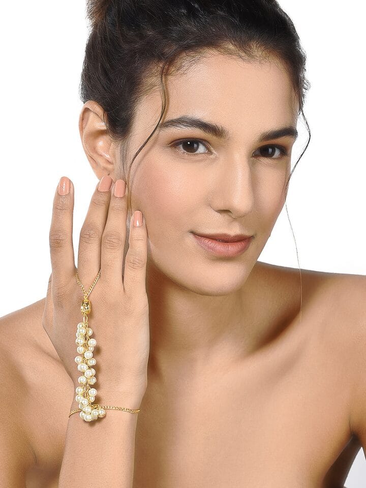 Elegant Kundan Gold Plated White Beads Hand Harness Bracelet (Pack Of 4) - Image 2