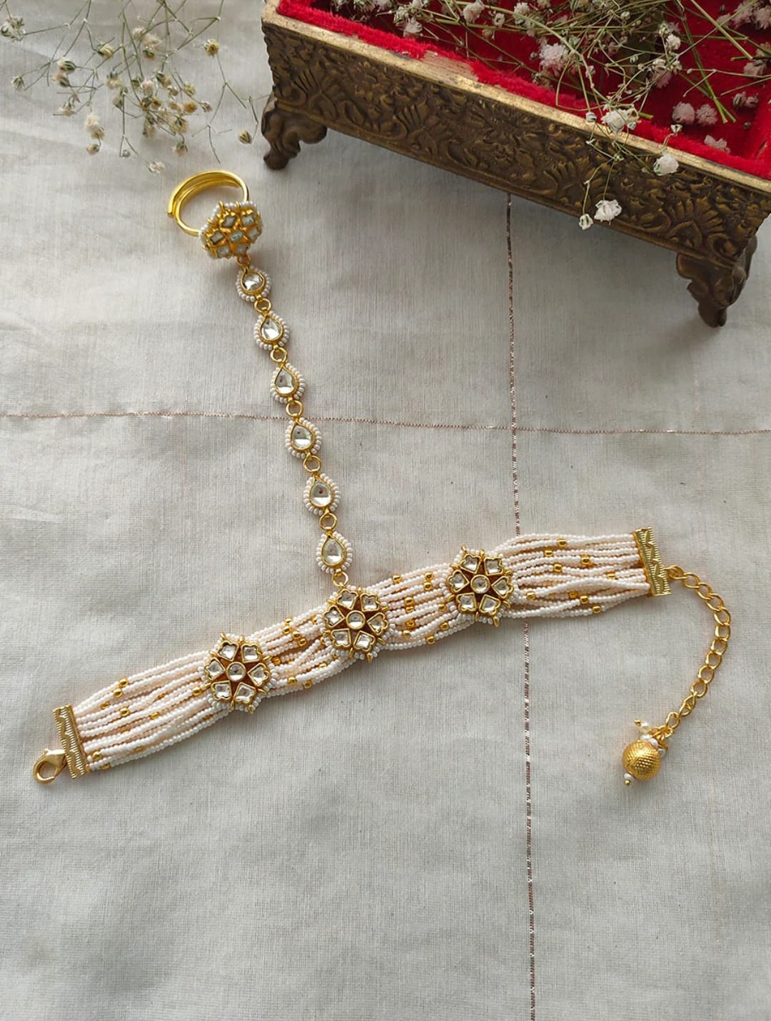 Gold Tone Jadau Kundan Hathphol (Set Of 2)
