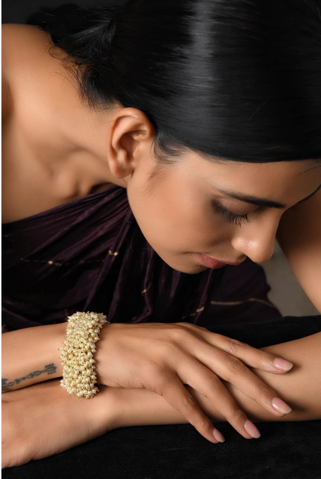 Gold Plated Kundan Pearl Bracelet - Image 2