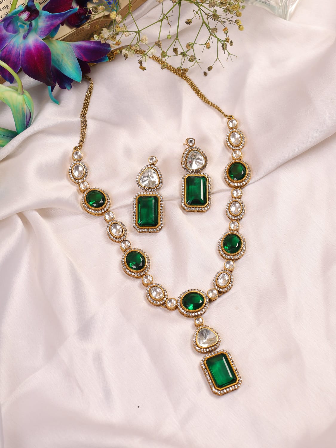 Emarald Geena Moissanite polki Victorian long Necklace set