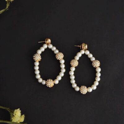 Women White Push Back Alloy Earrings