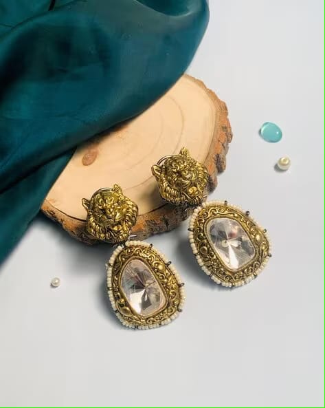 EXCLUSIVE DESIGNER STATEMENT EARRINGS - Image 2