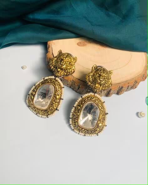 EXCLUSIVE DESIGNER STATEMENT EARRINGS - Image 5