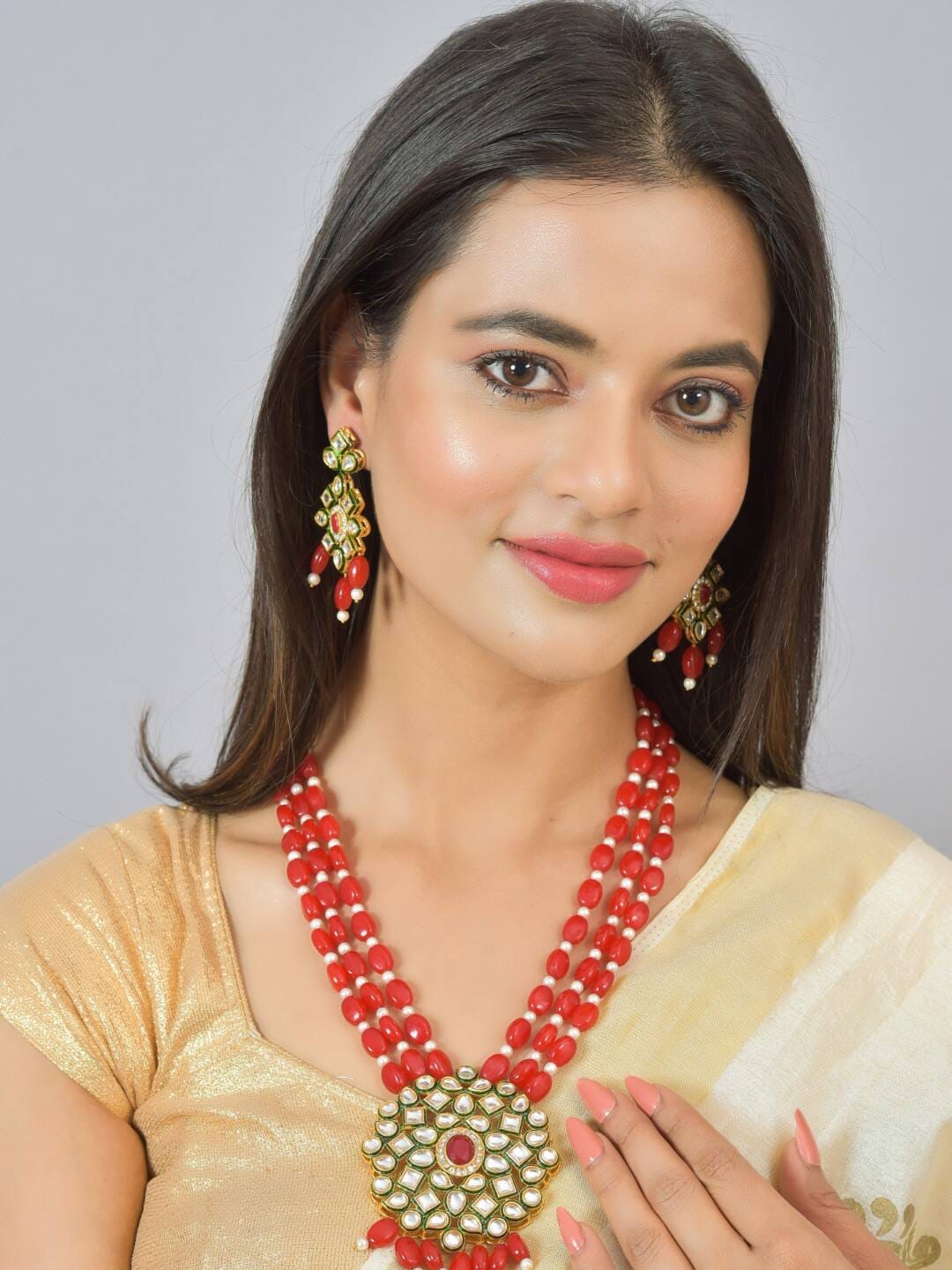 Gold Plated Alloy Earring and Necklace Set - Image 3