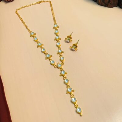 Light Weight Kundan Necklace With Earrings