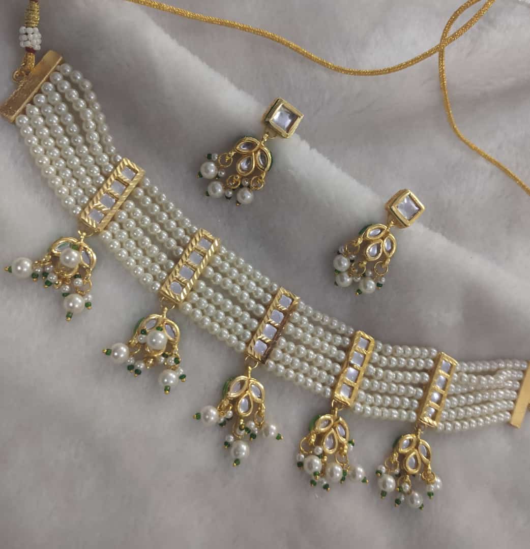 Kundan Necklace With Earrings