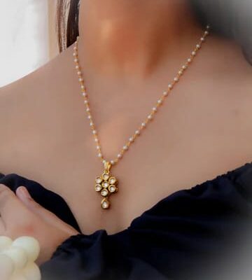 Handcraft White Peral & Kundan Necklace