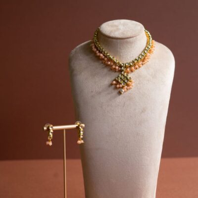 The latest Kundan jewellery Set