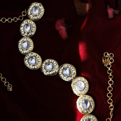 Gold Finish Kundan Polki Mathapatti