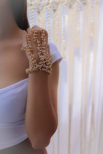 Kundan And Pearl Hathphool - Image 3