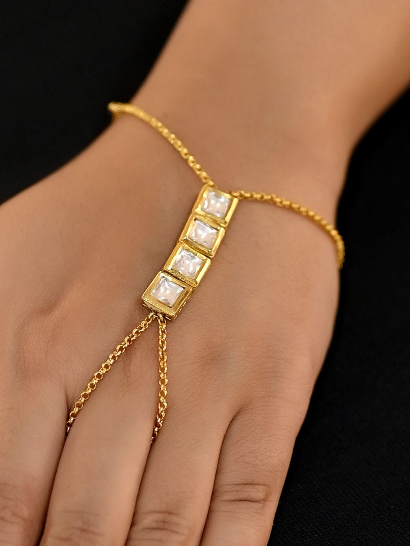Gold Plated Kundan Single Lined Hathphool - Set Of 2 - Image 3