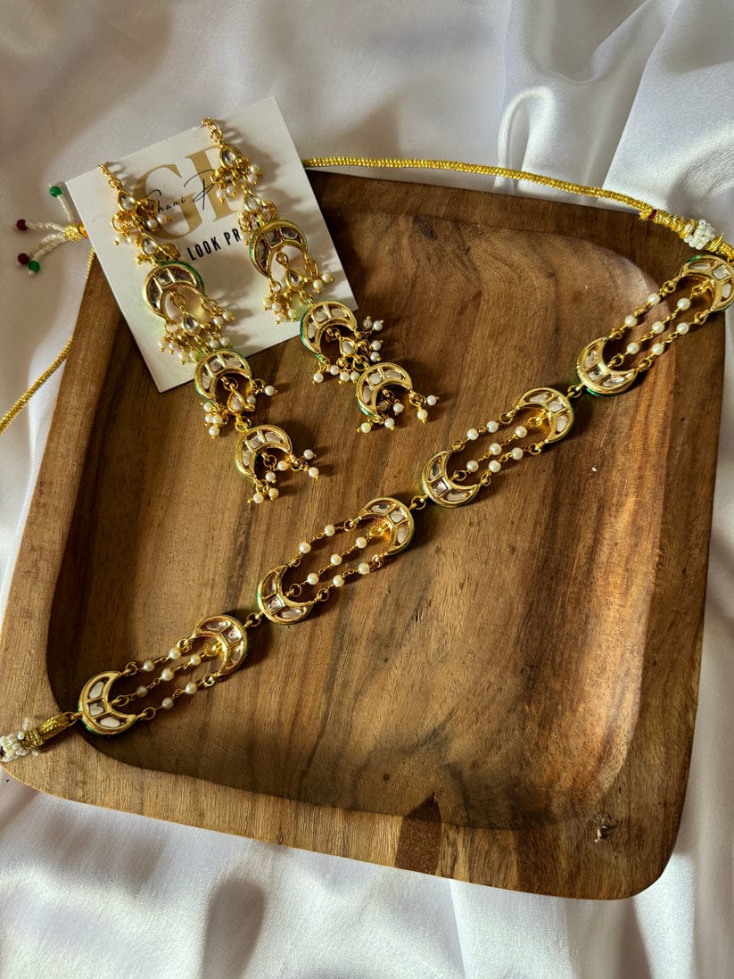 Kundan Pearl Choker Necklace - Image 3