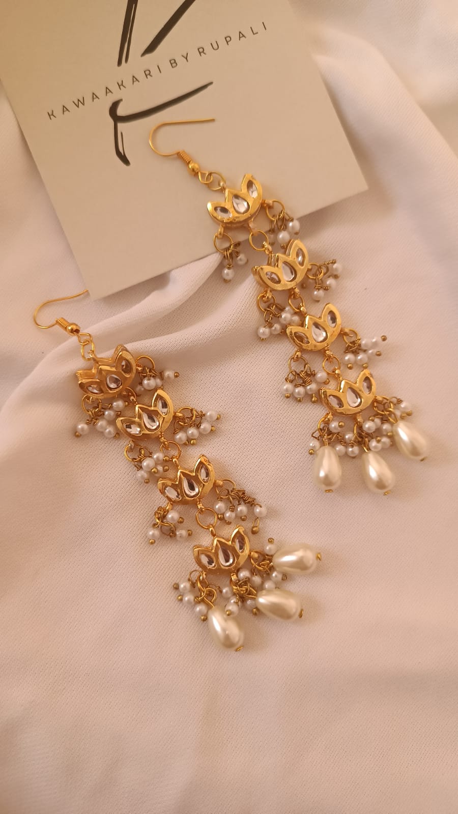 Flower Kundan Pearl Kaan Chain