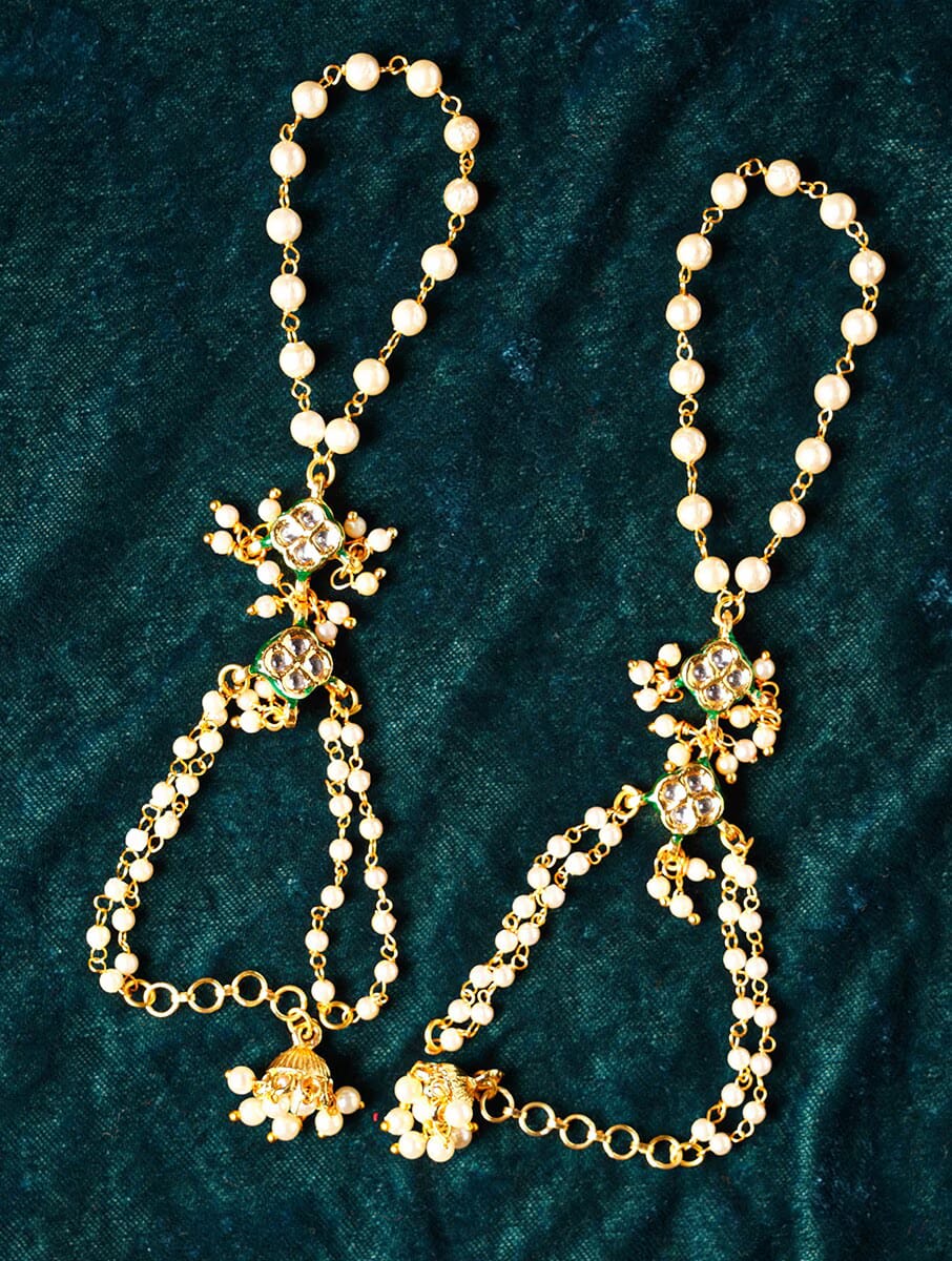 White Gold Tone Kundan Hathphool (Set Of 2) - Image 7