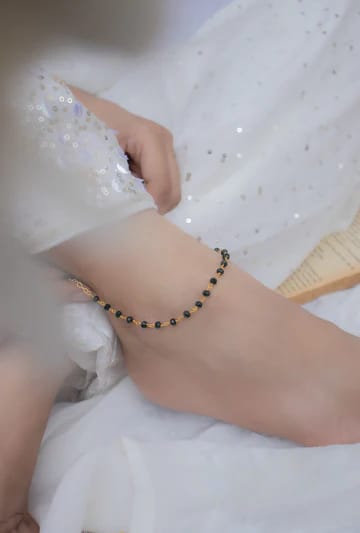 Delicate Gold & Green Peral Anklet