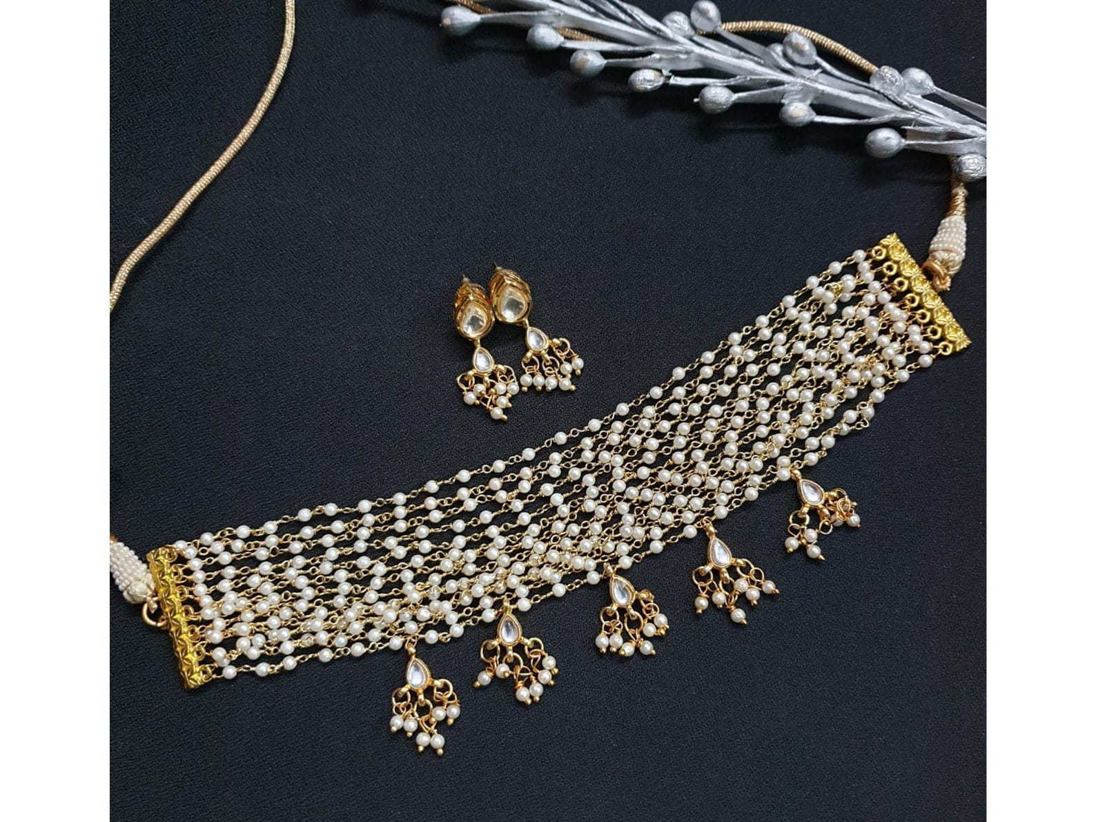 Pearl Beaded Kundan Choker Necklace