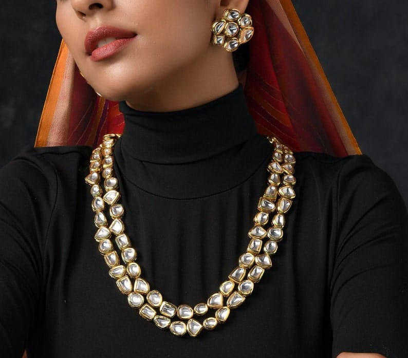 Gold Finish Kundan Mala - Image 3