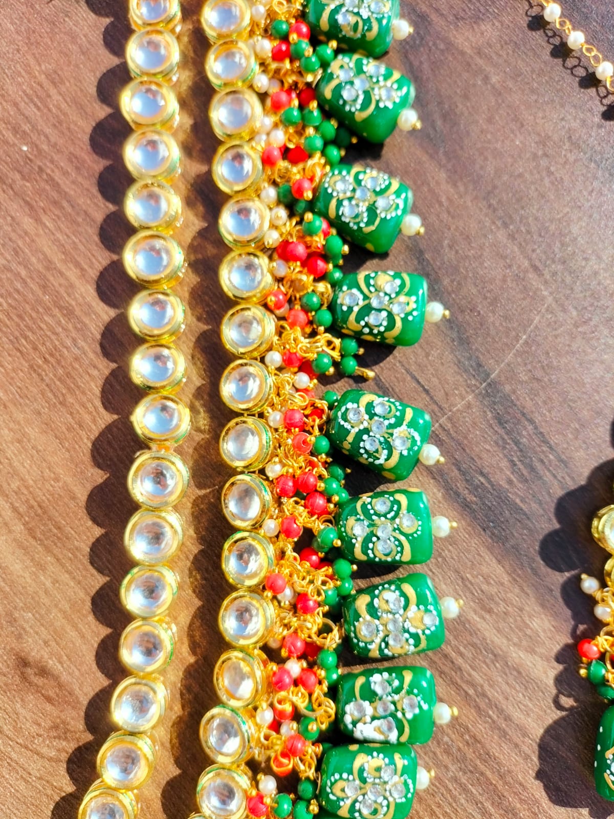 Premium Quality Kundan Bridal Necklace With Earring & Maangtika - Image 5