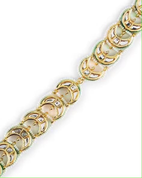Gold Plated Traditional Kundan & Pearl Studded Choker Mathapatti - Image 4