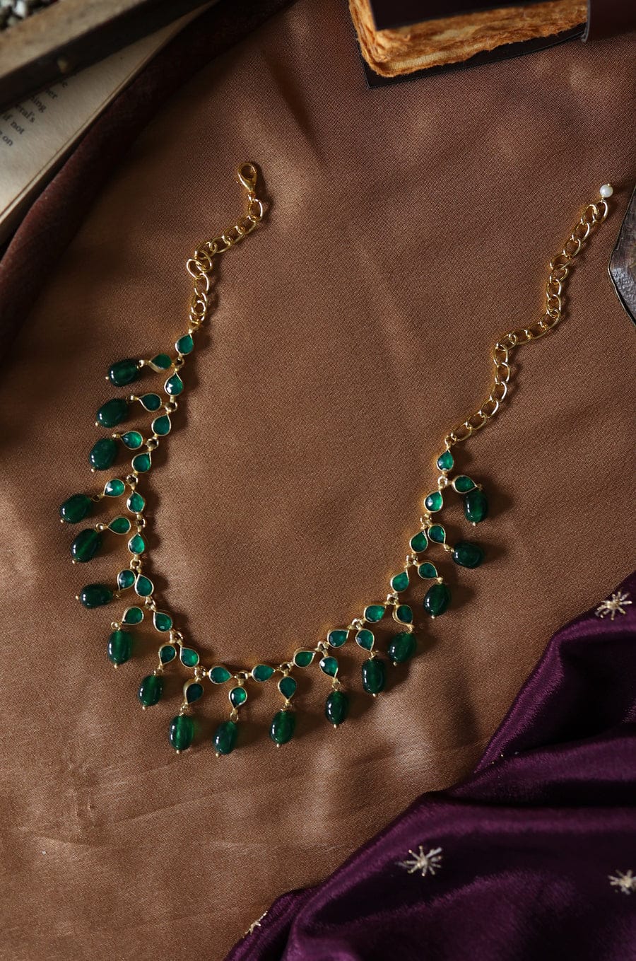 Green Kundan Necklace - Image 5