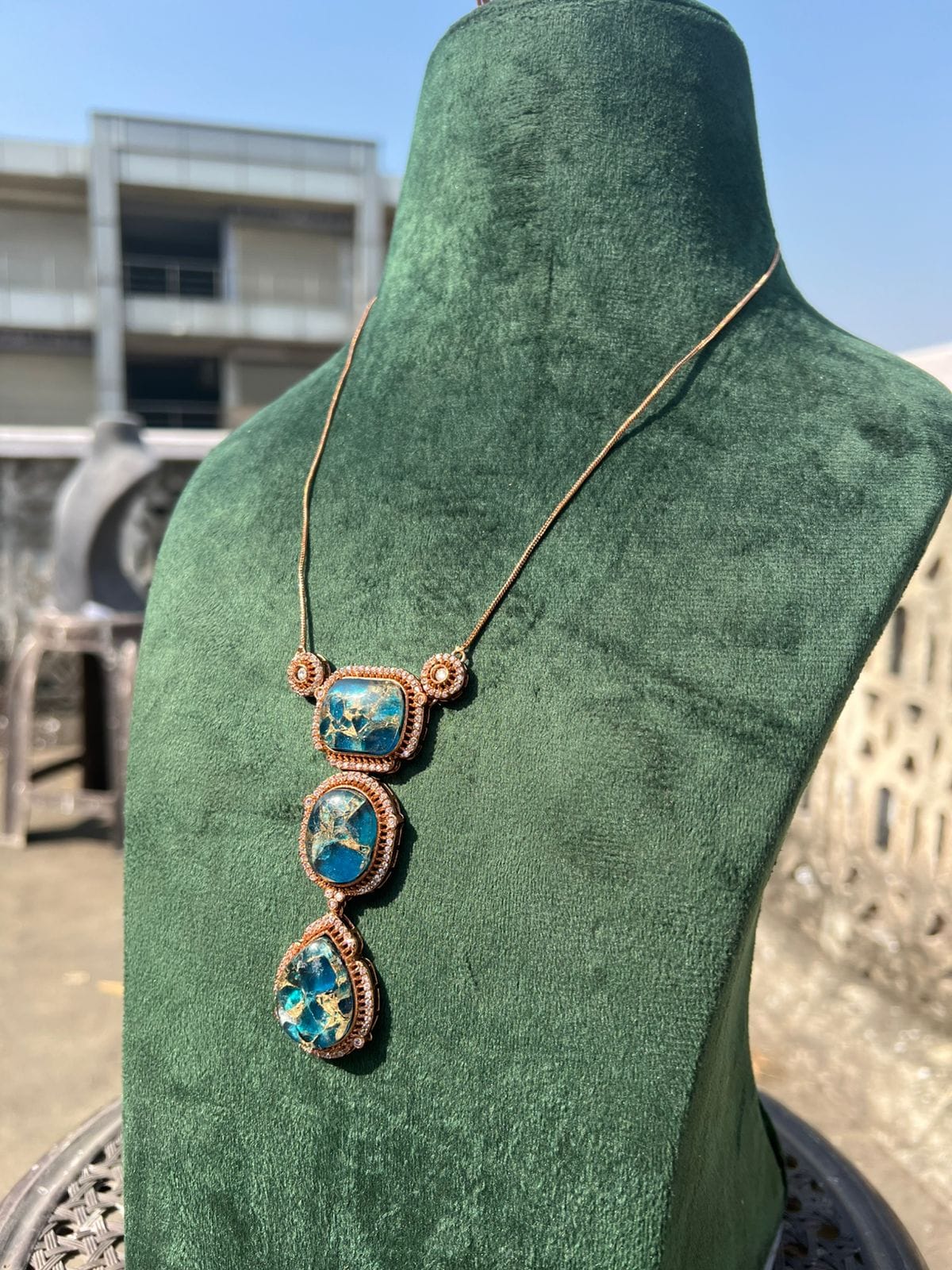 Polki Necklace With Earring - Image 4