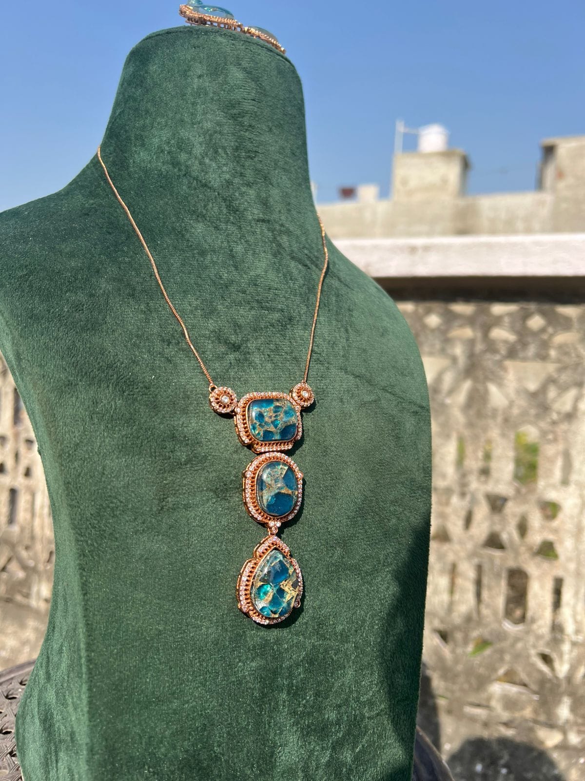 Polki Necklace With Earring - Image 2
