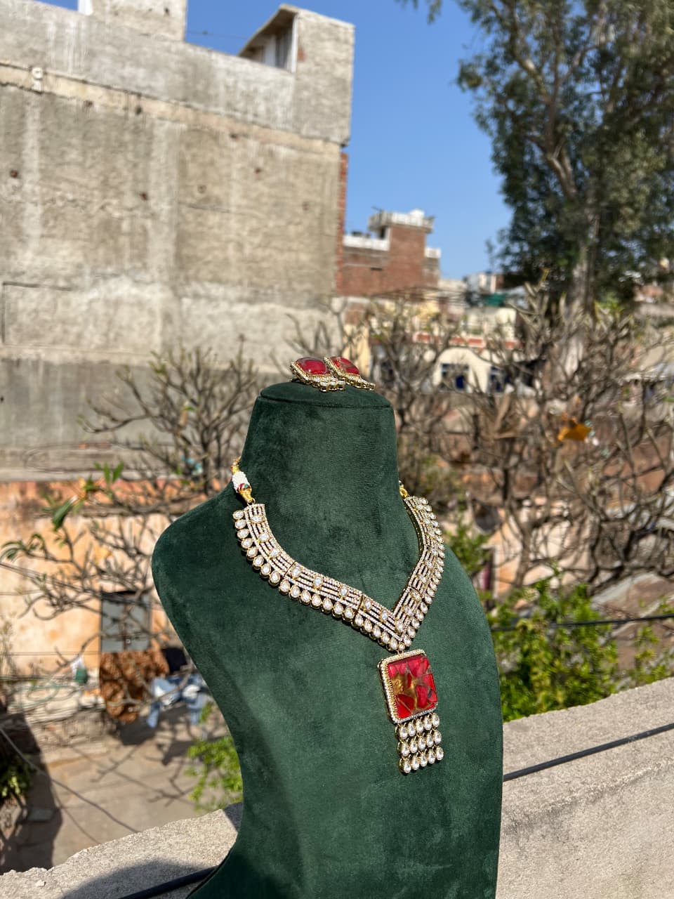 Polki Necklace With Earring - Image 2
