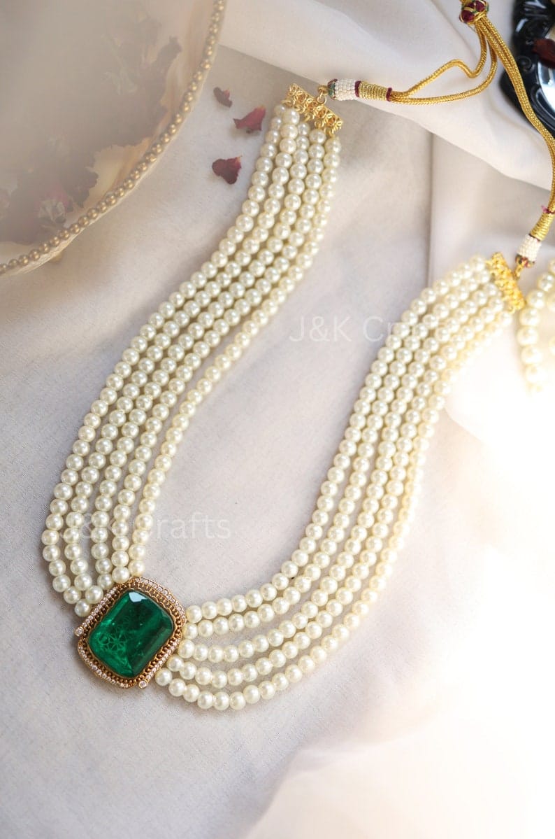 Green Pearl Necklace