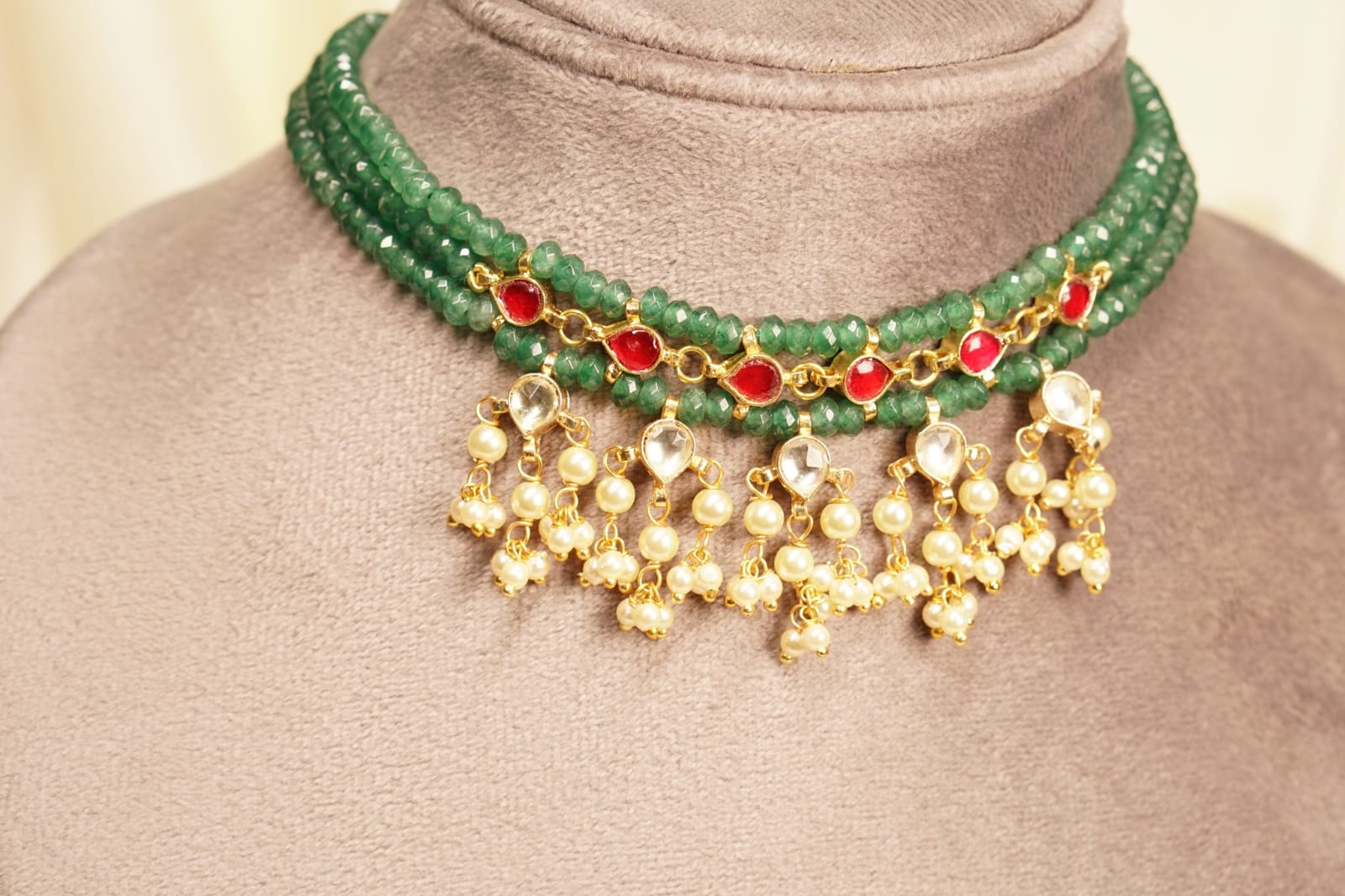 Green Handmade Necklace - Image 2