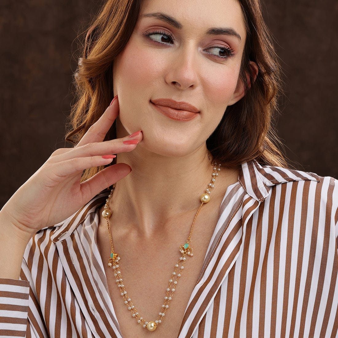 White Beaded, Kundan Necklace - Image 2