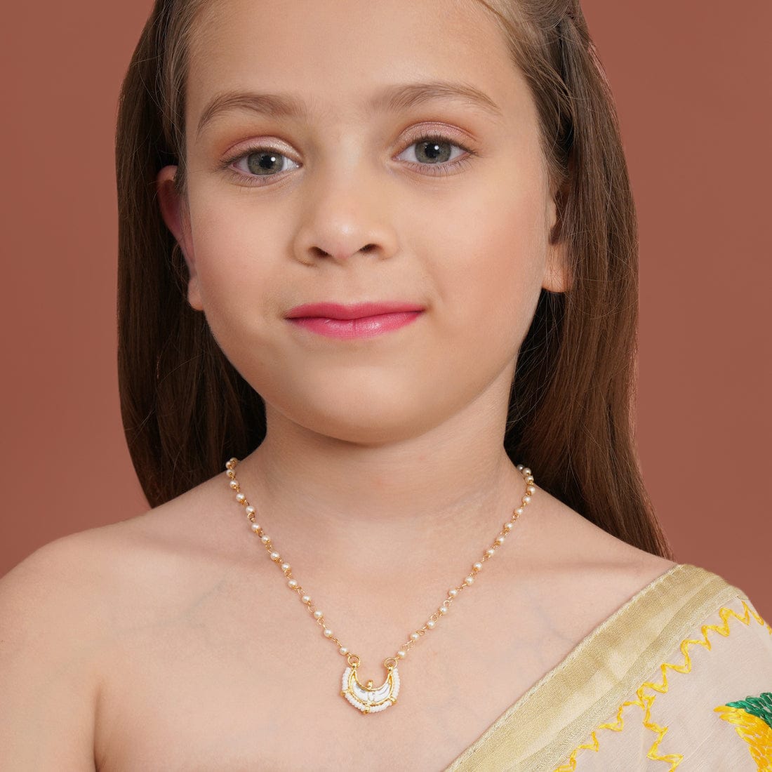 Gold Plated Moon Kundan Pearl Necklace - Image 2