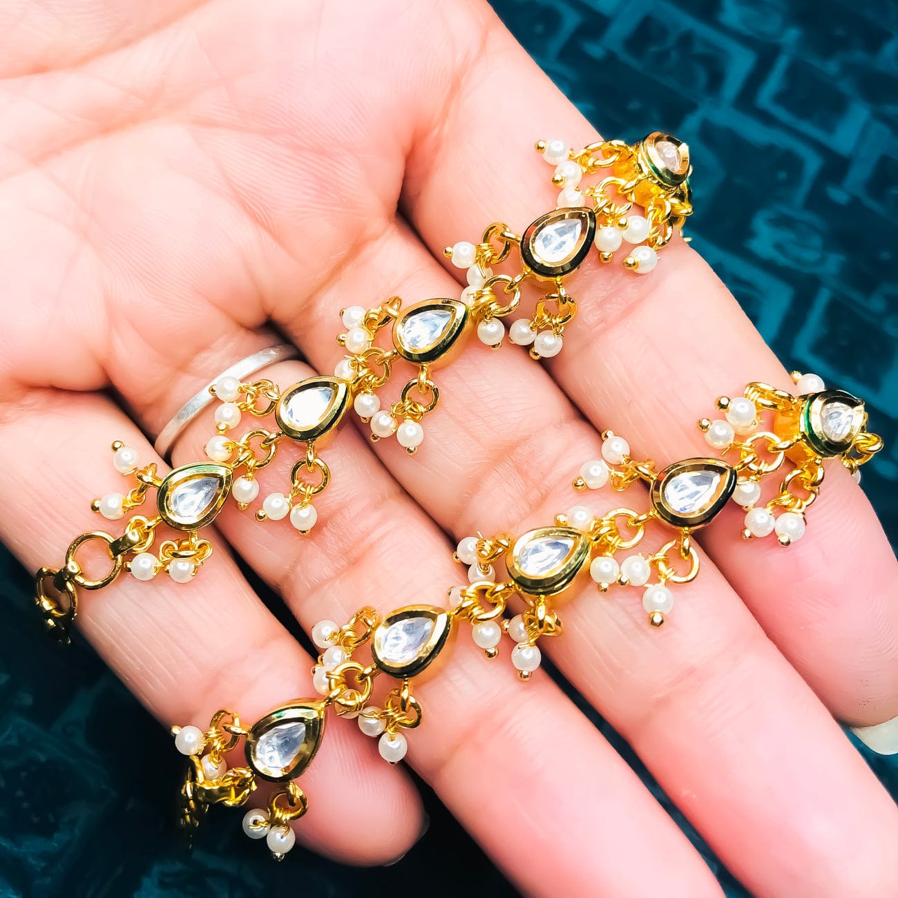 Beautiful Royal Kundan Kanoti Ear For Women - Image 2