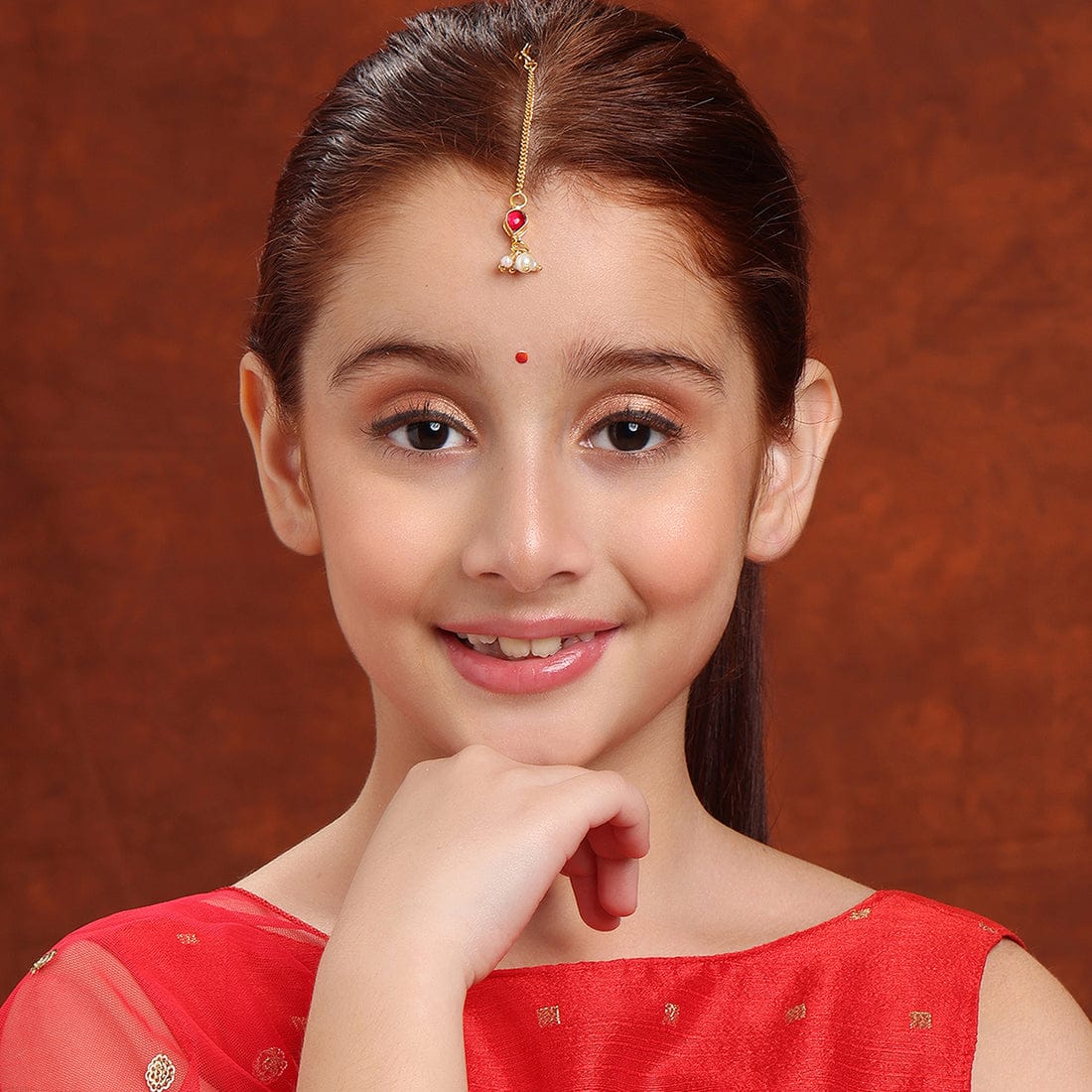Red Kundan Maang tika For Kids - Image 2