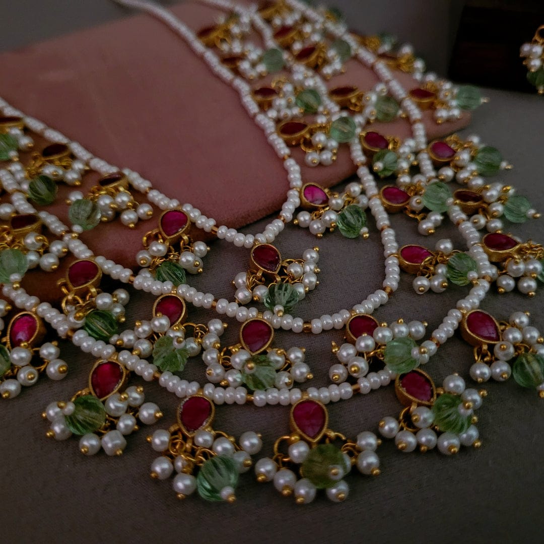 THREE LAYER NECKLACE WITH EARRINGS - Image 5
